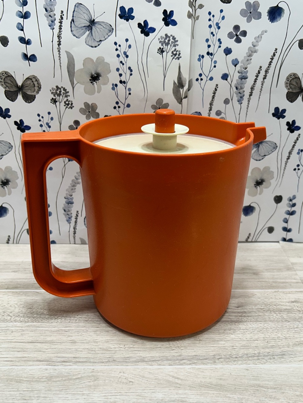Vintage Tupperware Orange 2 Qt Push Button Pitcher